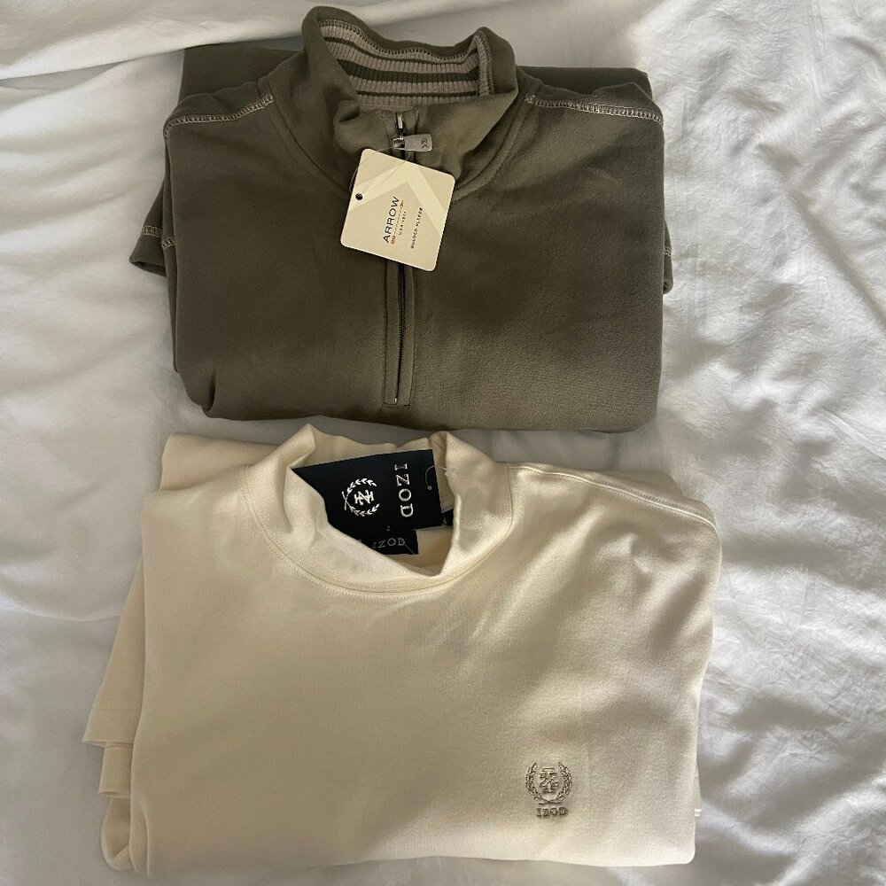 Mens Arrow 1/4 Zip with Izod mock turtleneck. Size XL. NWTs